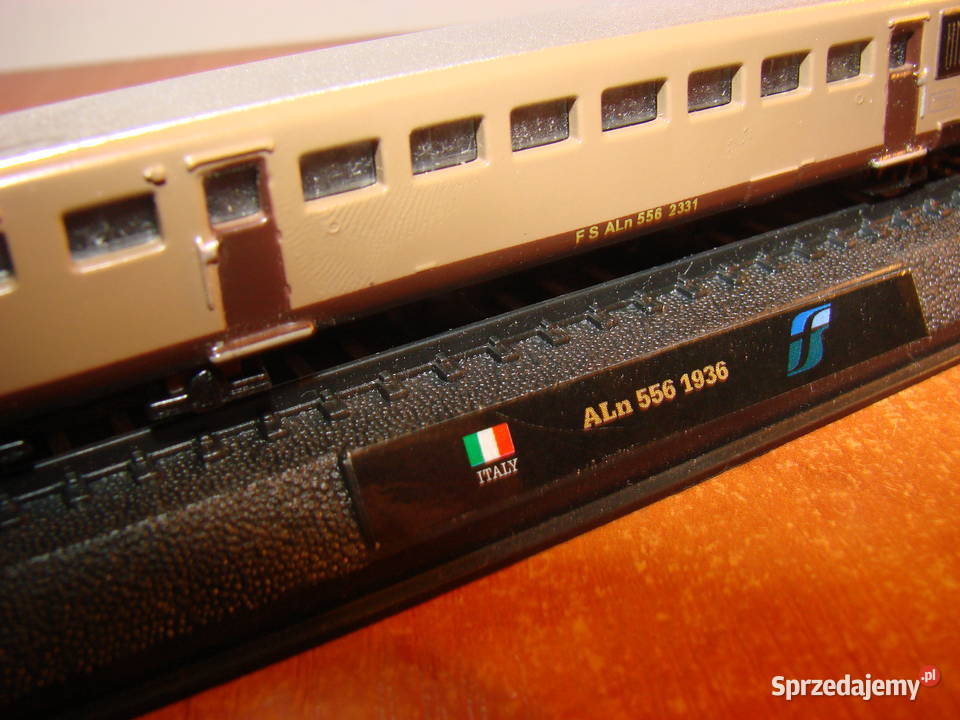 FS ALn 556 model włoskiej lokomotywy Pruszcz Gdański