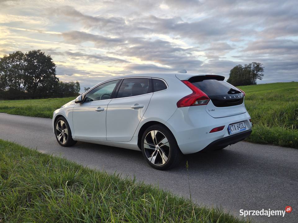 Volvo V40 20 D2 120 Automat 2015 r Tarnów