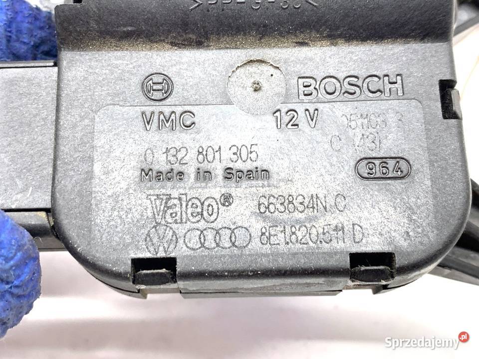 SILNIK NAGRZEWNICY AUDI 8E1820511D A4 B6 0005