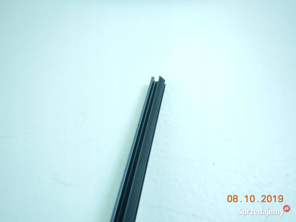 USZCZELKA SZYBY CZOŁOWEJ GÓRNA FIAT TEMPRA ASO sprzedam