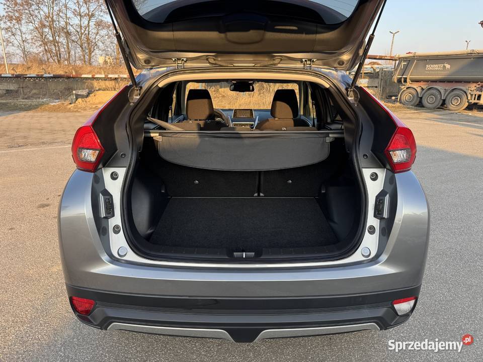 Mistubishi Eclipse Cross 15 BENZYNA Klimatronik przyciemniane szyby Konin