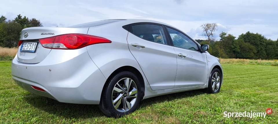 Hyundai Elantra 16 LPG mocno doinwestowana godna odtwarzacz DVD Elantra podkarpackie Rzeszów