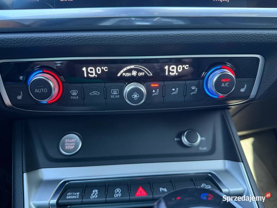 Audi Q3 QUATTRO 45TFSI 2020r Rok produkcji 2020 Pilzno