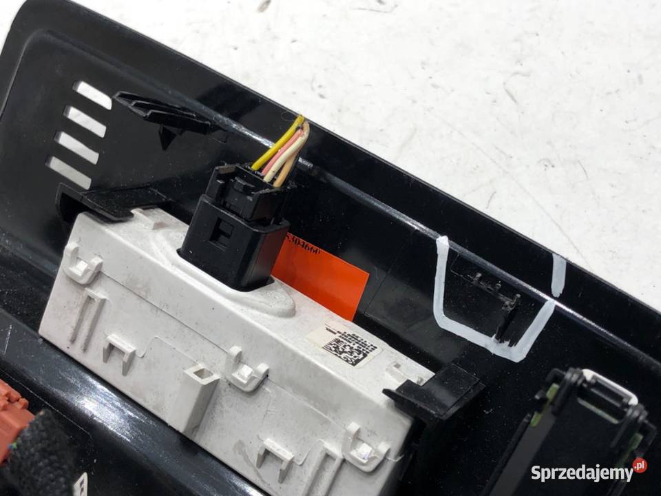 LAMPA SUFITOWA RENAULT CLIO V 969803518R