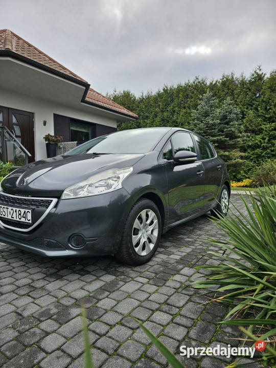 Peugeot 208 Przebieg 89 100 Bezwypadkowy I lakier metallic Rywałd
