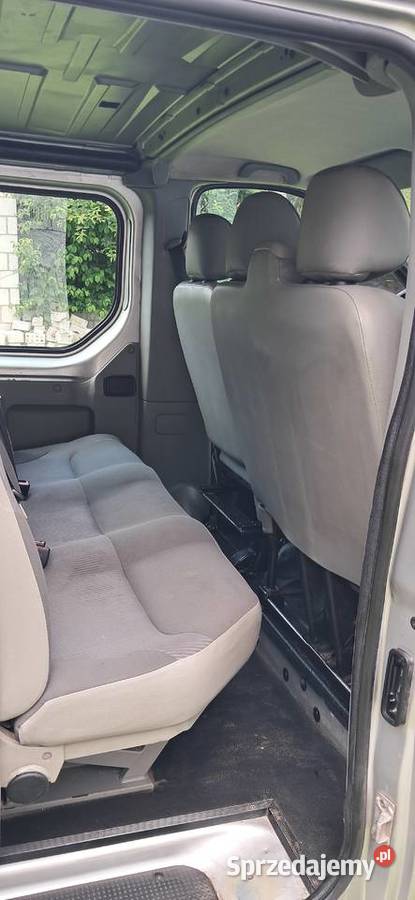 Opel vivaro 6 osobowy 1995cm3 Sułów