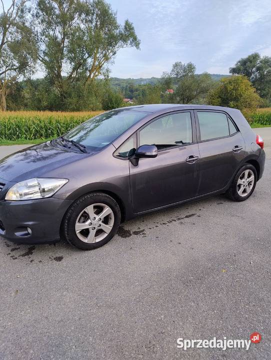 Toyota Auris niski przebieg automatyczna podkarpackie Dynów sprzedam