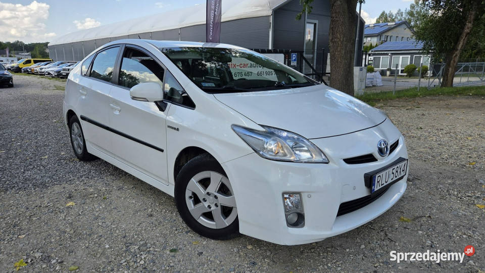 Toyota Prius 18 HSD Salon NIE Taxi Przebieg sprzedam