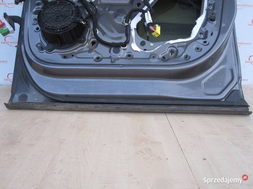 PEUGEOT 2008 II GT LINE 22r drzwi prawe przód świętokrzyskie