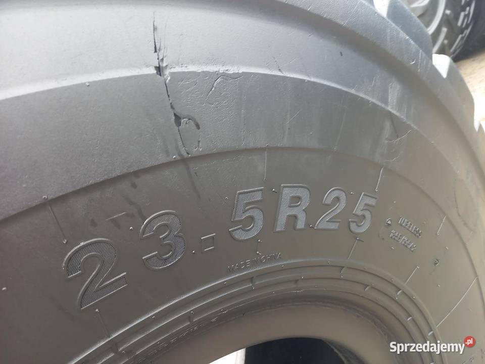 4x Opona używana przemysłowa 235R25 MTP WB01 Zaścianki