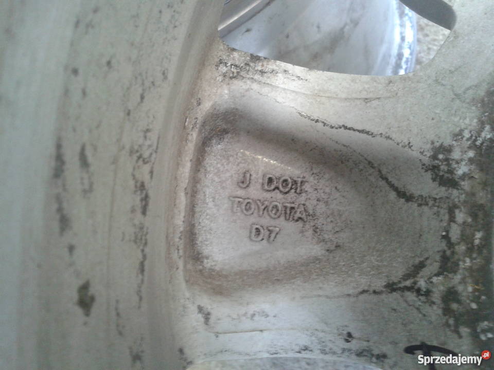 Toyota Hilux alufelgi komplet super stan Solina