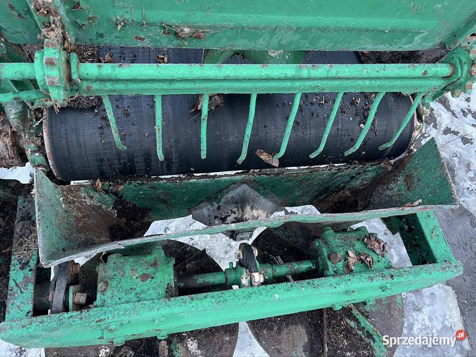 Piast RCW rozsiewacz wapnanawozu Rolnictwo Świdnica