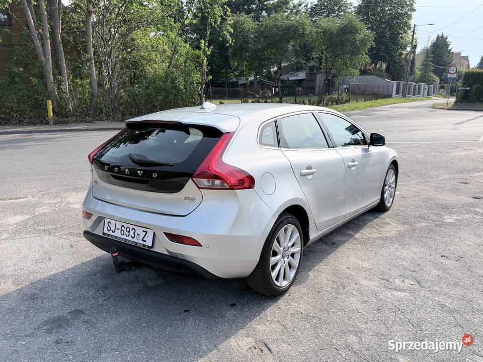 Volvo V40 20 D2 2015 świętokrzyskie Starachowice