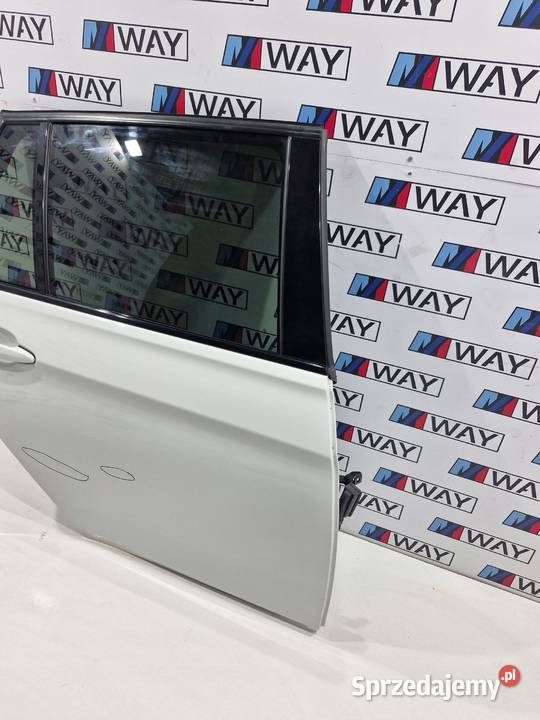 BMW 3 F31 DRZWI PRAWY TYŁ PRAWE TYLNE A300 osobowe Drzwi dolnośląskie