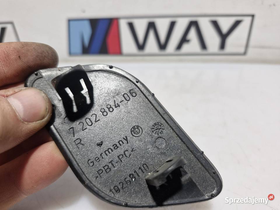 BMW F01 F02 ZAŚLEPKA SPRYSKIWACZA PRAWA 7202884