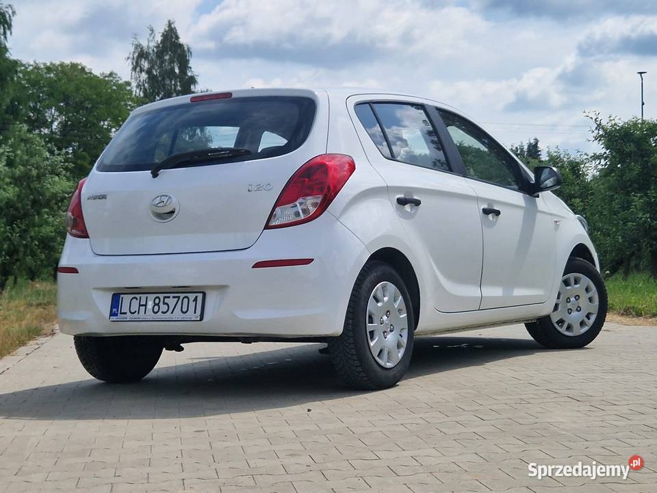 Hyundai I20 12 benzyna klima Bluetooth dużym welurowa tapicerka