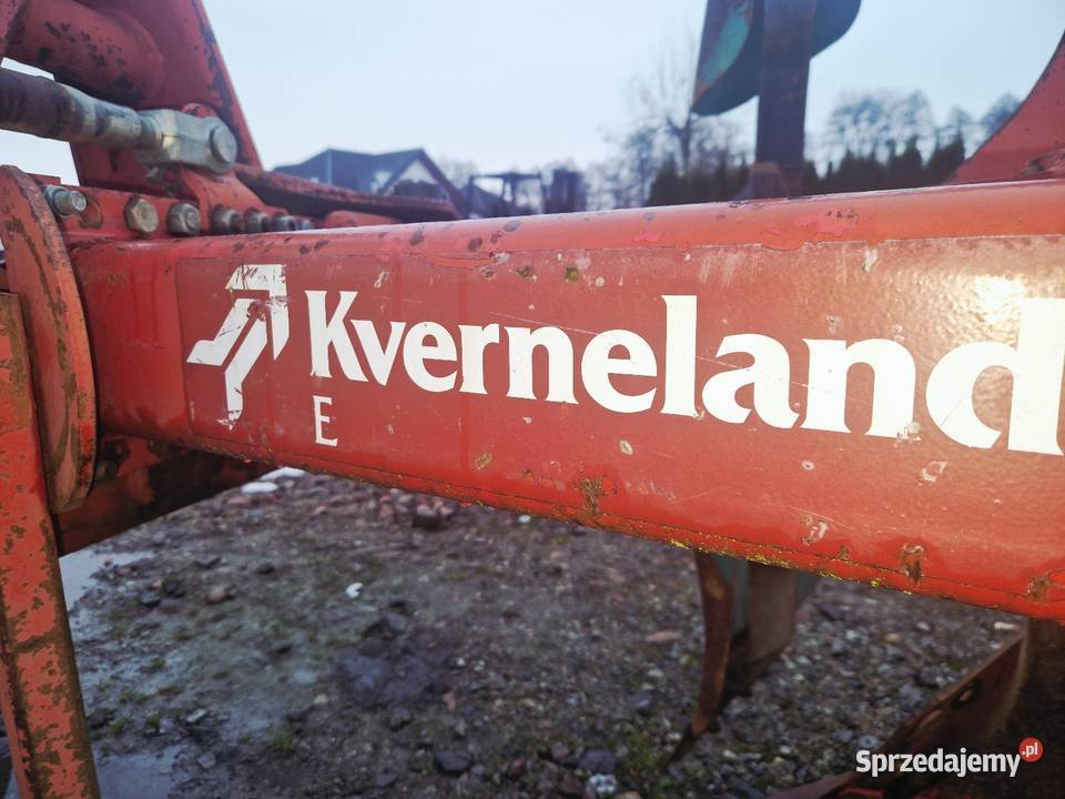 Pług Kverneland 3skibowy obrotowy 40