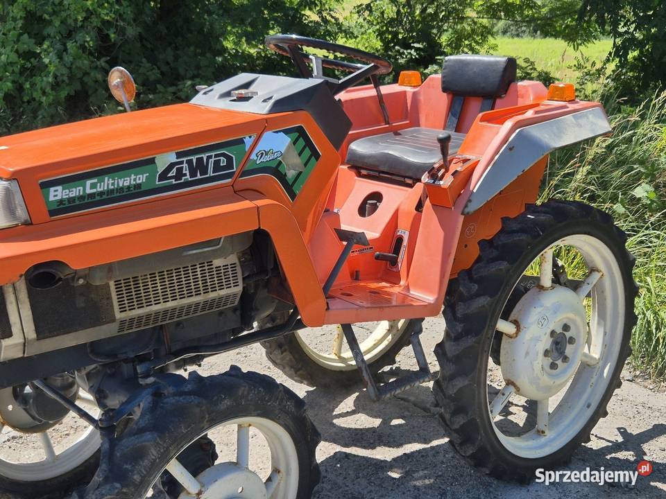 Traktorek traktor KUBOTA XB1 12 44 z dolnośląskie Małuszyn