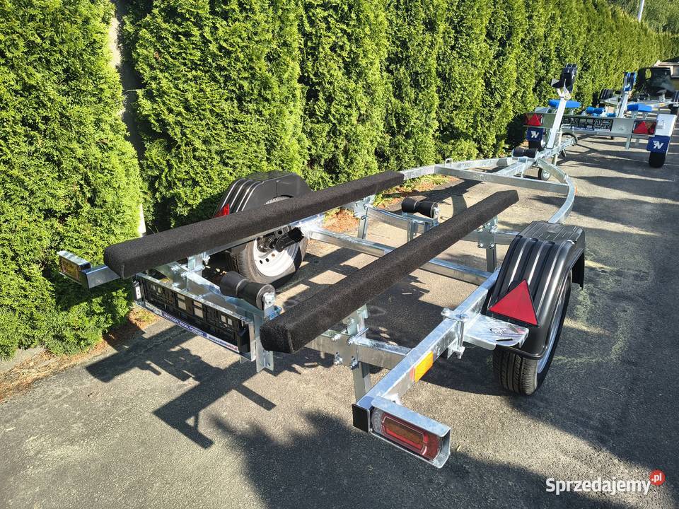 Przyczepa full LED do łódkipontonskuter firmowa Plewiska