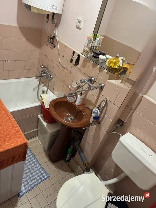 Mieszkanie 3 pokojowe słoneczne balkon piwnica internet sprzedam