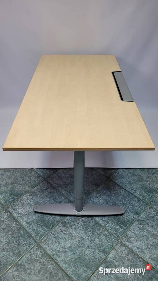 Biurko proste Kinnarps 160x80 klon seria T dost
