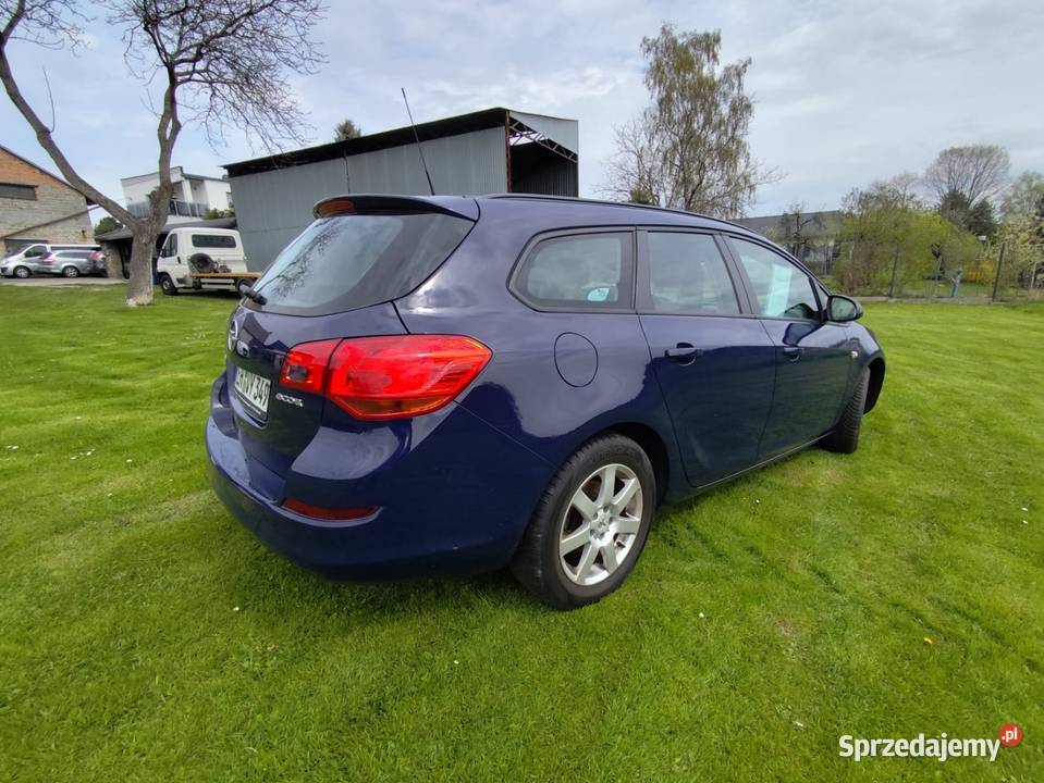 Opel Astra J