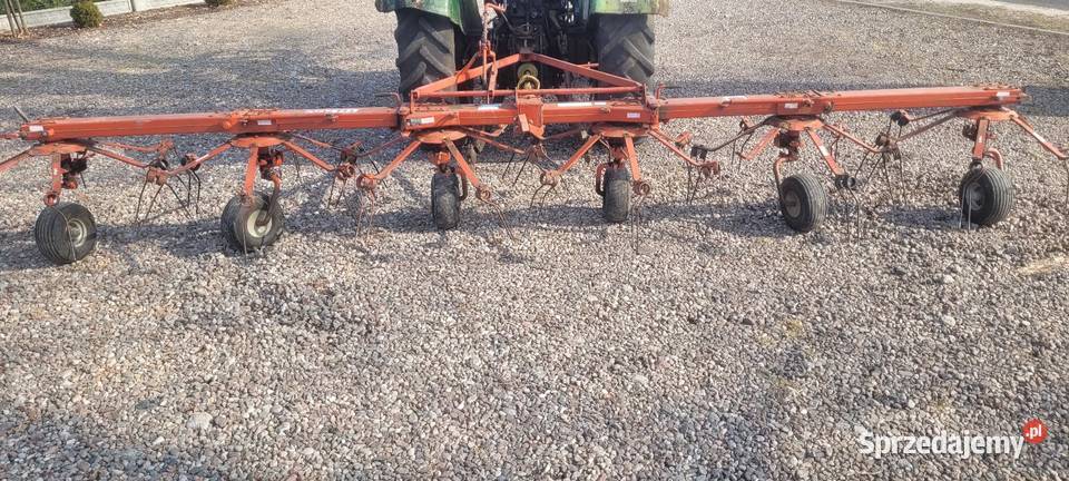 Przetrząsarka karuzelowa Fella Krzyż Wielkopolski