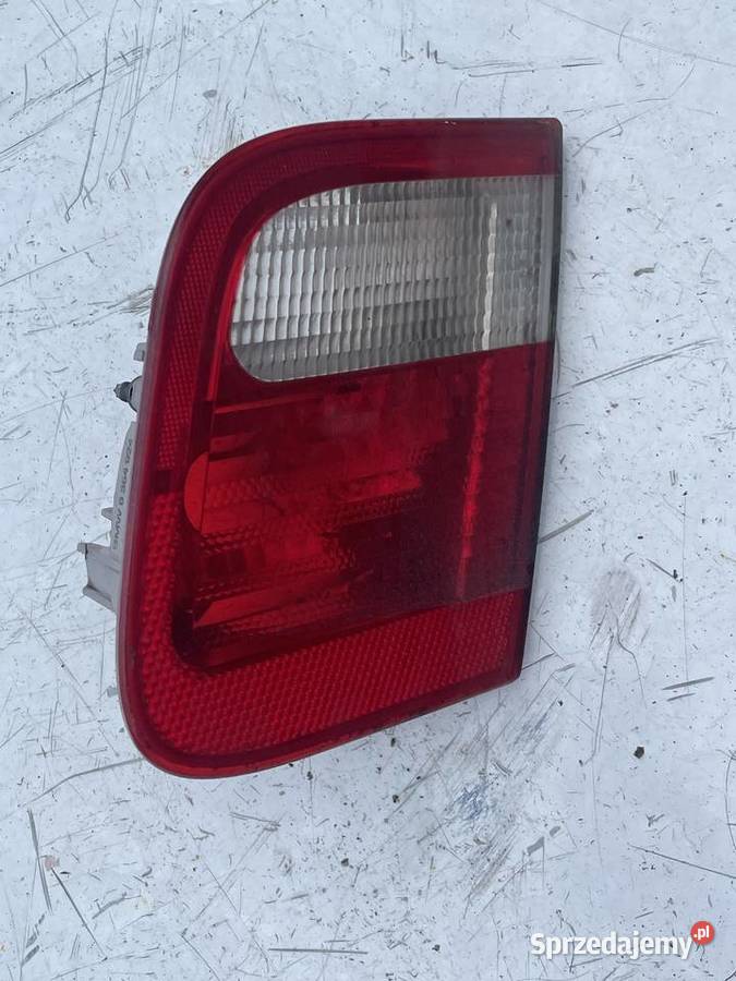 Lampa w klapie BMW 320 E36 osobowe Ostrów Wielkopolski