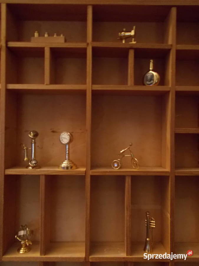 Piękna Stara Figurka Miniaturka Kolekcja 10 zachodniopomorskie