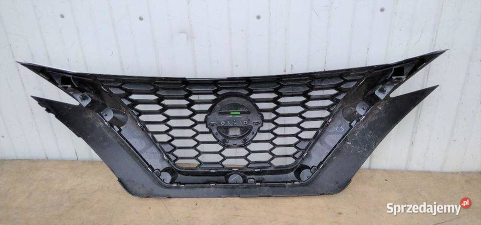 NISSAN JUKE F16 GRILL ATRAPA
