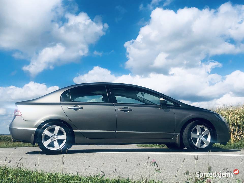 Honda Civic VIII 18 iVETC 140 B LPG Rok produkcji 2007
