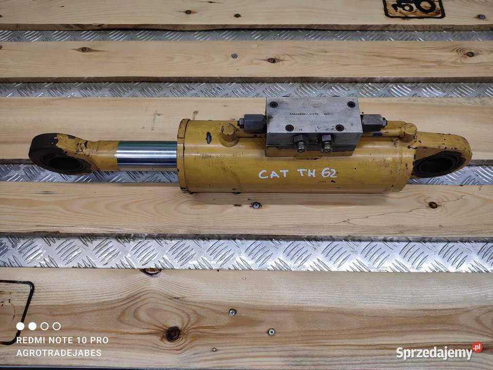 Siłownik poziomowania osi CAT TH 63 Wilkowo