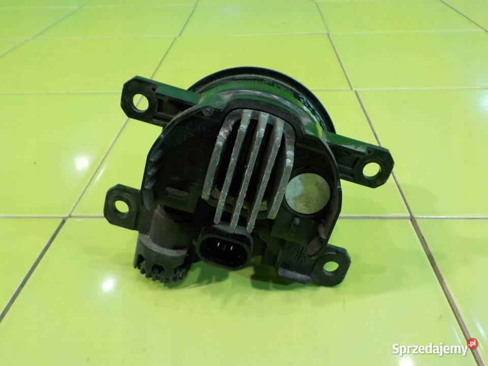 PEUGEOT 308 II GT 16r HB 5D halogen prawy mazowieckie Suków