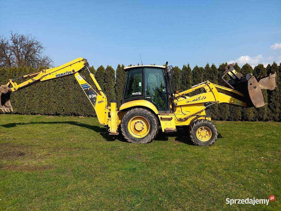 Koparko ładowarka Komatsu WB 93 Koparko ładowarki