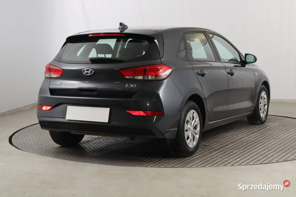 Hyundai i30 10 TGDI Rok produkcji 2022 Zabrze