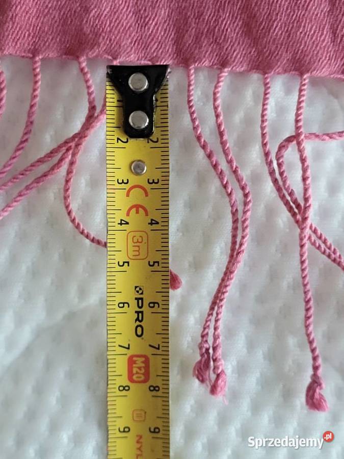 Łososiowa różowa chusta apaszka bandamka Akaru Poznań