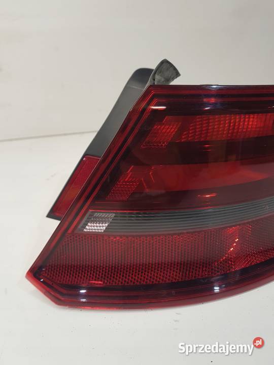 LAMPA PRAWY TYŁ AUDI A3 8V SPORTBACK 8V4945096C osobowe Przystajń