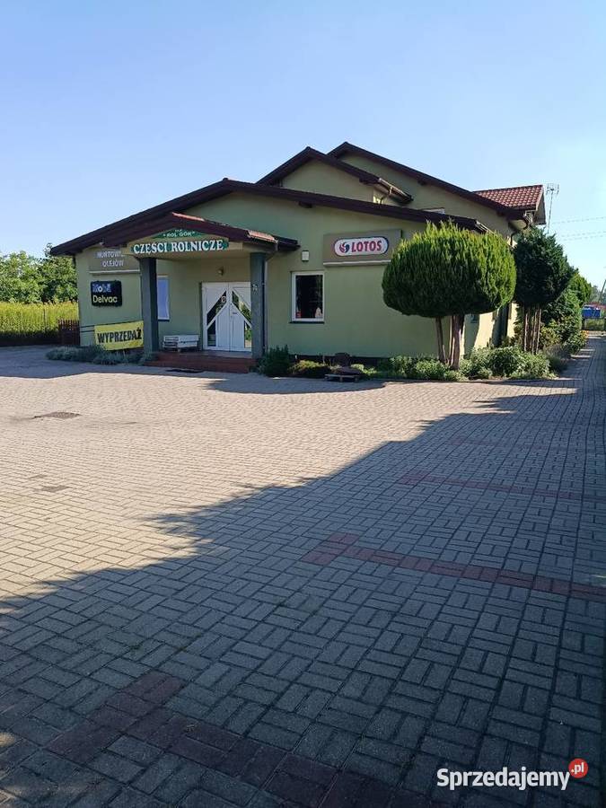 Budynek handlowo uslugowy Płock