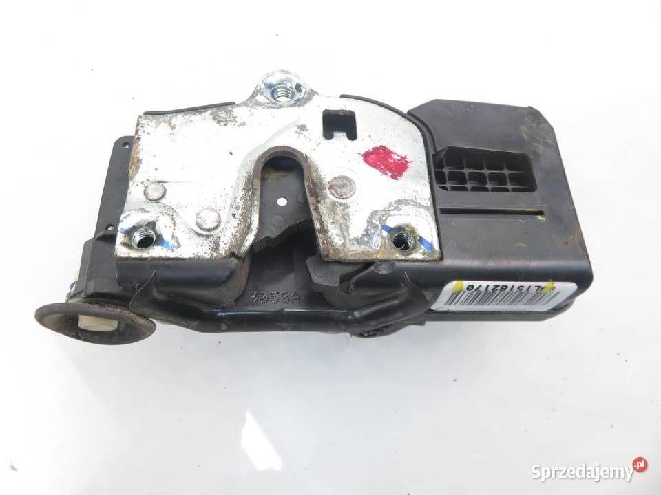 ZAMEK LEWY TYLNY HUMMER H2 L15182170