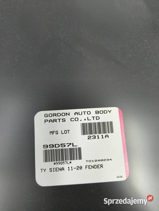 Błotnik lewy przód toyota sienna osobowe Kraków sprzedam