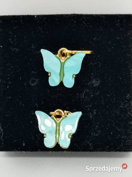 Delikatne kolczyki motylki niebieskie