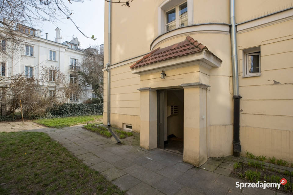 Dwupokojowe z kominkiem w kamienicy Stara Ochota 74m2 Warszawa