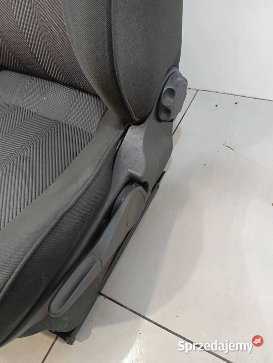 FOTELE LEWY PRAWY PRZÓD KPL 3D Fiat Punto II