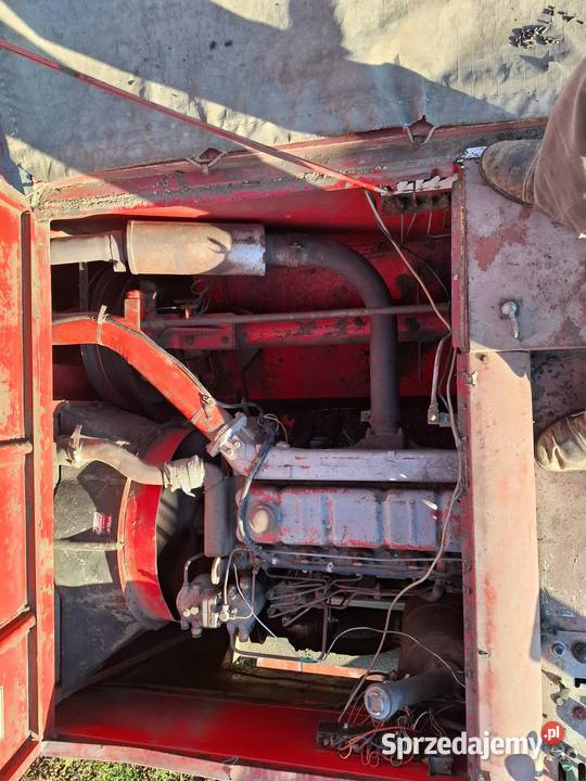 Kombajn Massey Ferguson 520 lubelskie Zawalów sprzedam