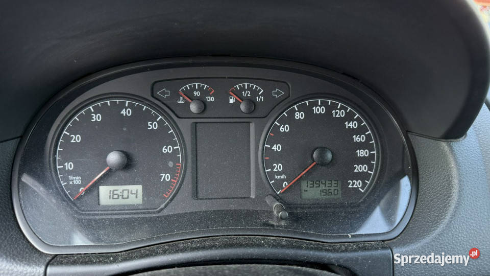 Volkswagen Polo 14i16v podgrzewane fotele stan Gdańsk