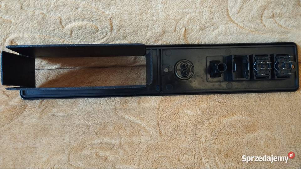 Fiat 126p Kompletny Panel Deski Rozdzielczej łódzkie Tomaszów Mazowiecki sprzedam