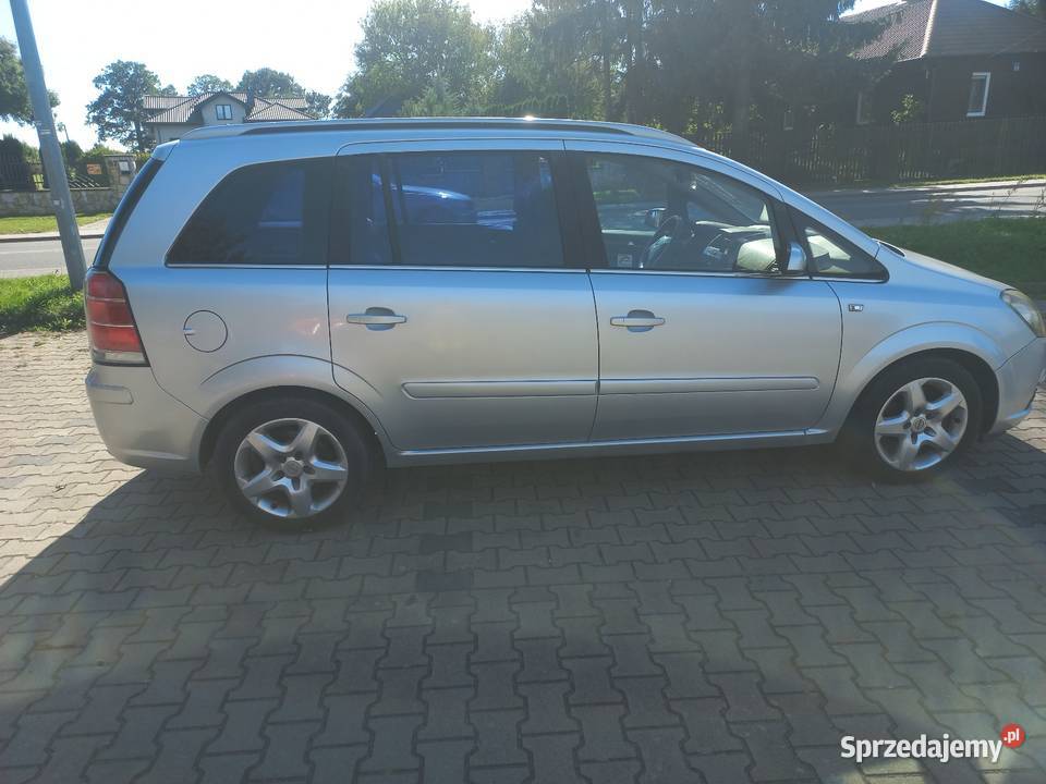 Opel zafira b 4/5 Mleczków
