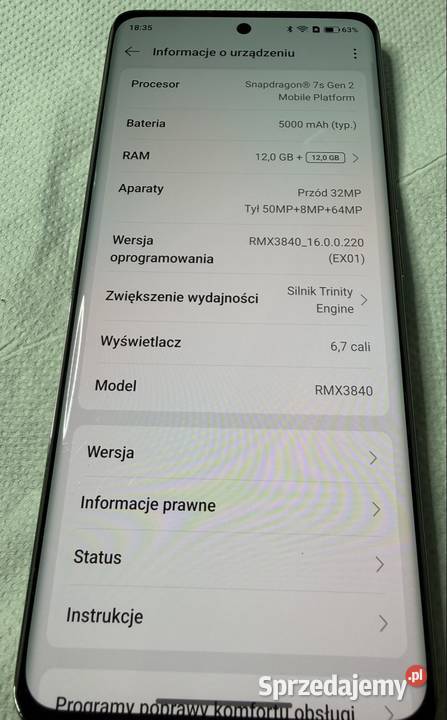 Realne 12 Pro Niebieski Skubianka