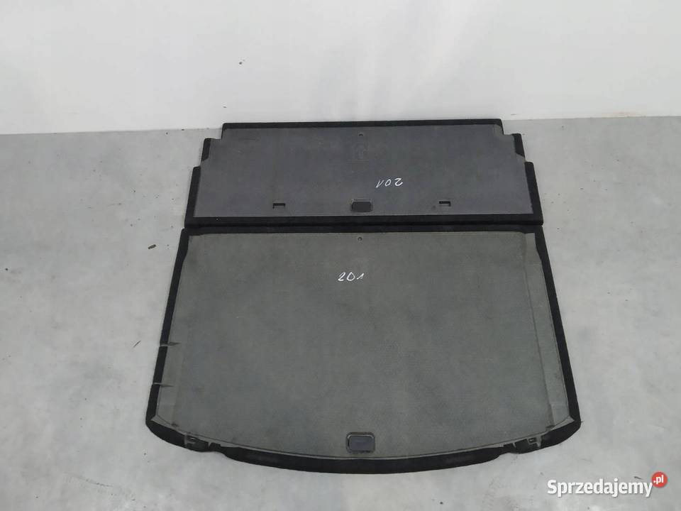 PODŁOGA BAGAŻNIKA WYKŁADZINA DYWAN KOMBI E18 sprzedam