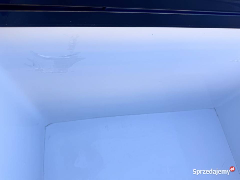 Zamrażarka przeszklona SD320Q 2021 roku sprzedam
